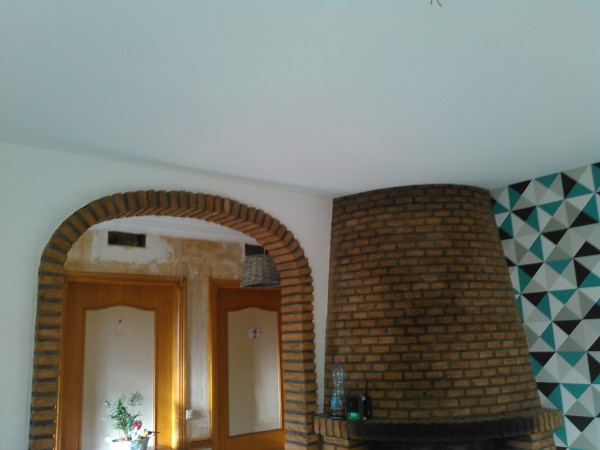 Plafond tendu à Longpré-les-Corps-Saints